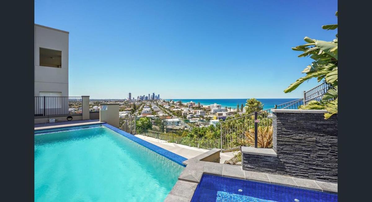 Apartment Resort-style Beachside With Pools & *